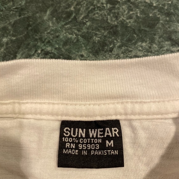 Vintage 80’s Tigger White Tee Youth Size Medium - Picture 3 of 3